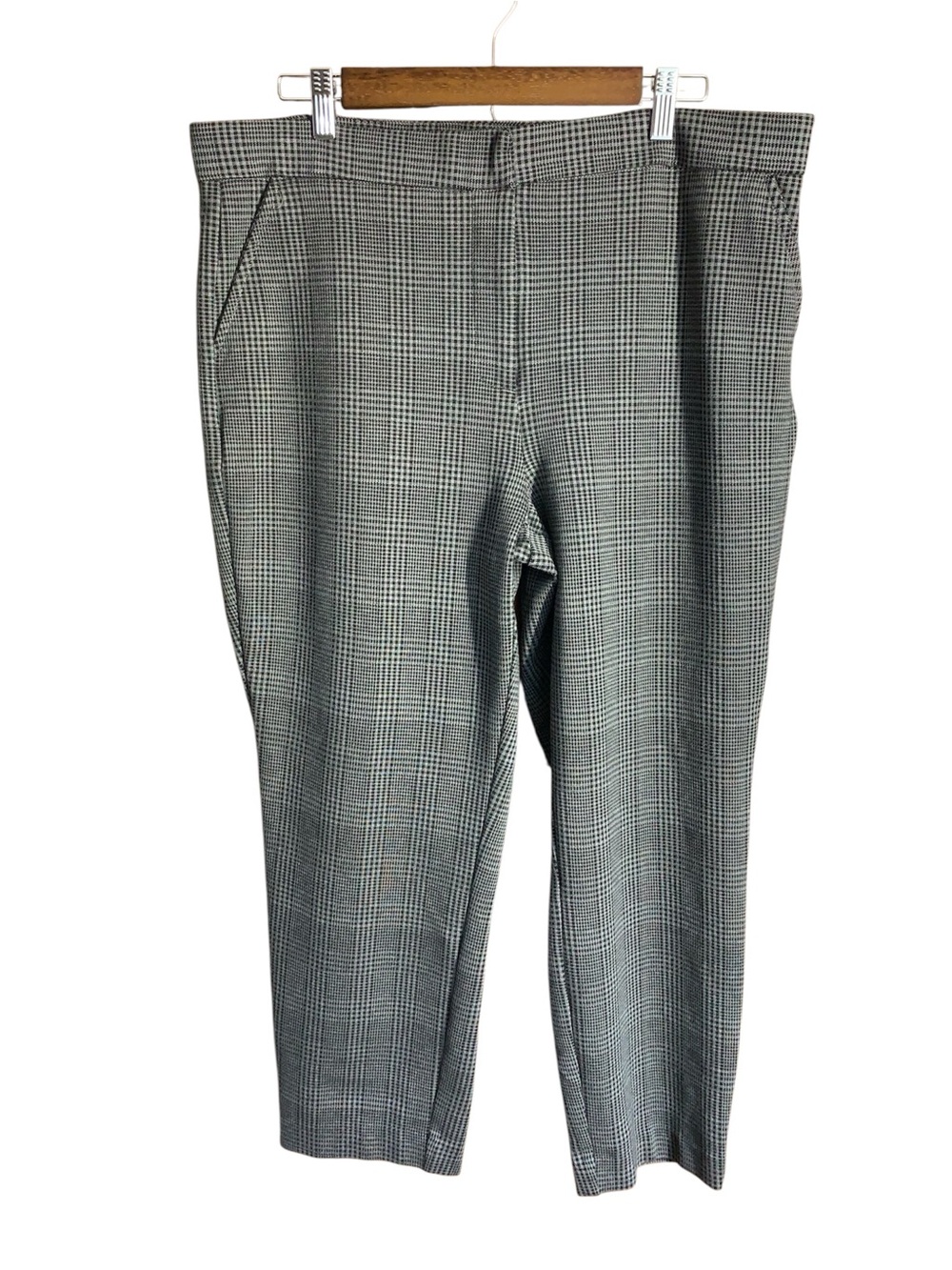Women’s Banana Republic Black and Gray Cropped Trousers Size 16